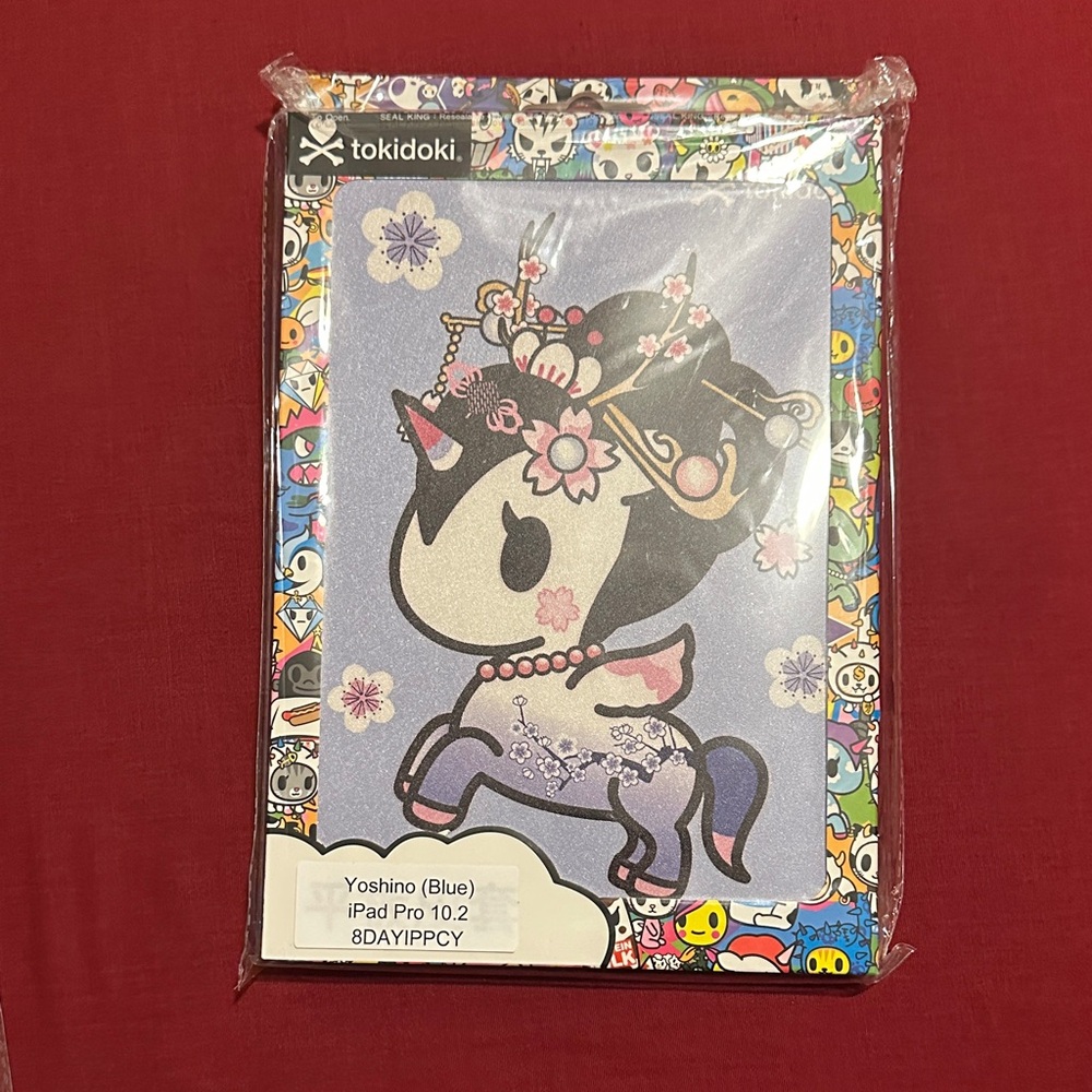 Tokidoki Yoshino Unicorn Toy - Blue and Pink